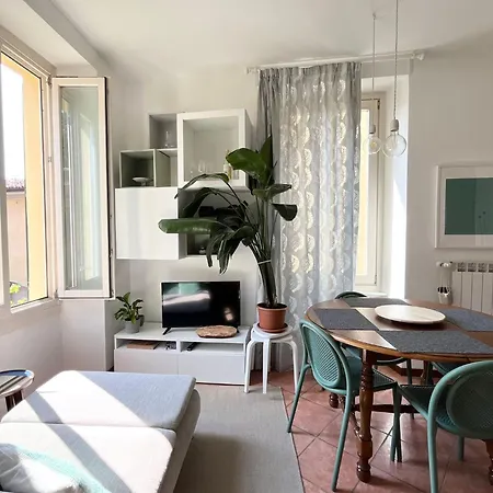 Monica House 아파트 *